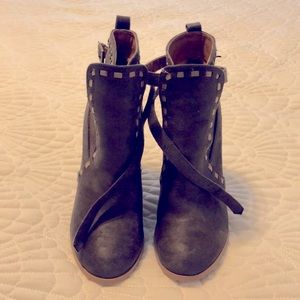 Womens size 8 1/2 qupid gray ankle boots.  Never worn!